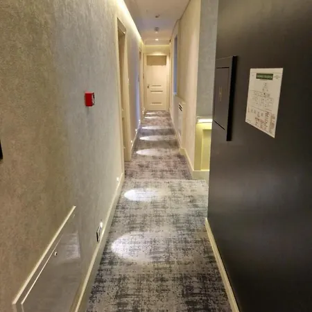 H41 Luxury 4*