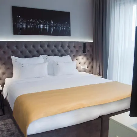 H41 Luxury Hotel