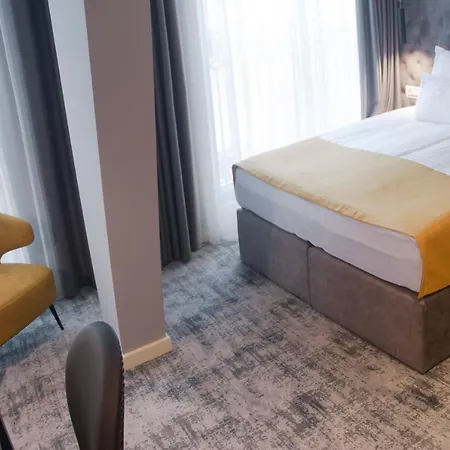 Hotel H41 Luxury 4*